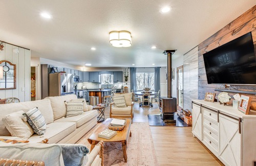 Clayton House | Classy Clayton Home w/Views < 1 Mi to Downtown!