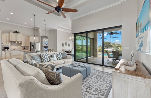 Pelican House | Classy in the Cape
