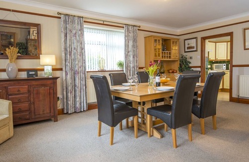 Kilgetty Cottage | Clayford Cottage, Holiday Cottage Nr Saundersfoot, Sleeps 6, 3 bedrooms, bathrooms