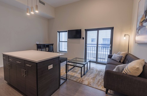 Downtown Cleveland Apartment | CLE Peaceful DT Loft - Playhouse Square