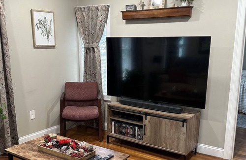 Leominster Apartment | Clean and renovated apartment close to highway and Worcester