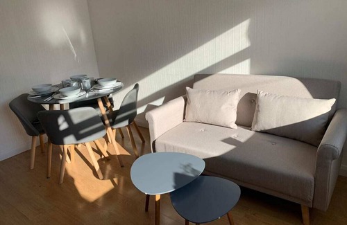 Luton House | Clean and Secure Contractor Housing *free parking*