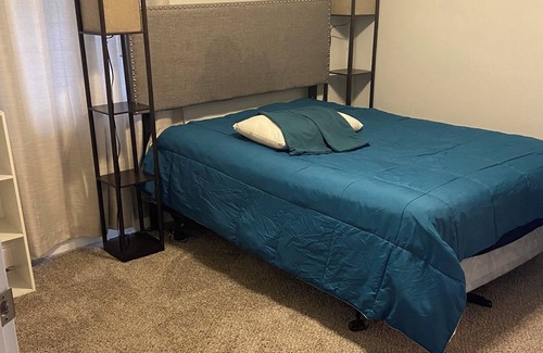 Fayetteville Apartment | Clean and Spacious-2 bedroom apartment!