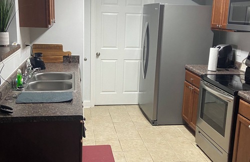 Fayetteville Apartment | Clean and Spacious-2 bedroom apartment!