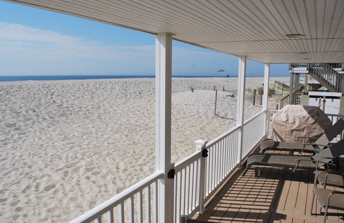South Beach Haven House | Clean and Up-to-Date Oceanfront Duplex