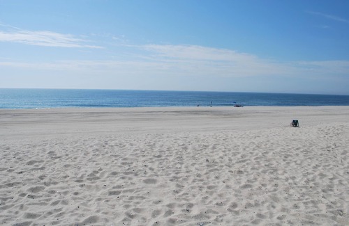 South Beach Haven House | Clean and Up-to-Date Oceanfront Duplex