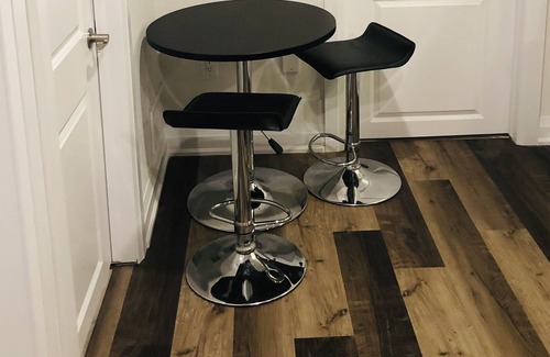 Hamilton House | Clean Apartment✔Modern✔Prime Location✔Quiet Area