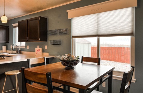 Colorado Springs House | Clean Family-Friendly 3BR 10 min from Peterson SFB