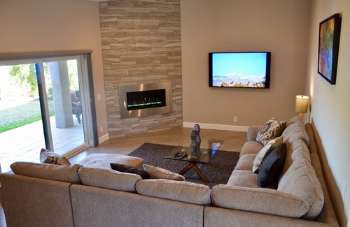 Sunrise Vista Chino House | Clean Freshly Renovated Modern Home Close to Everything Located In Movie Colony!