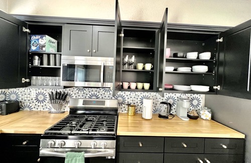 Henninger Park House | Clean New Cozy Modern Boho Spacious Family Home Near Disneyland Beaches SNA LAX