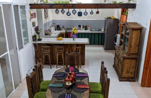 Progreso Municipality House | Clean Privet Bedroom/Bathroom -2 mins walk to the Beach