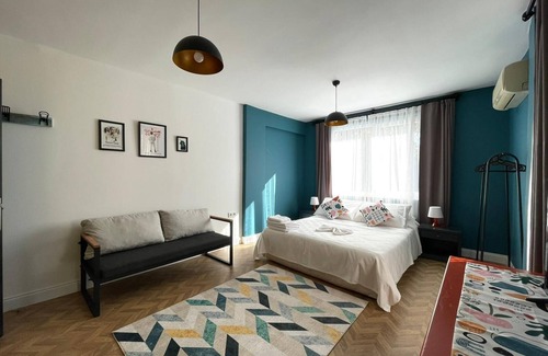 Eski Lara Apartment | CLEAN ROOM WITH BALCONY IN ANTALYA LARA