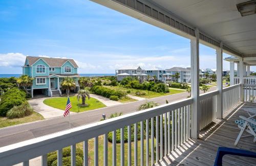 Caswell Beach House | Clear For Take Off by Oak Island Accommodations