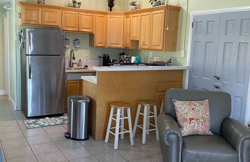 Key Colony Beach House | CLEAR water views @Tiki haven! Quick ocean access, Pool, HotTub, FUN! FREE ICE!
