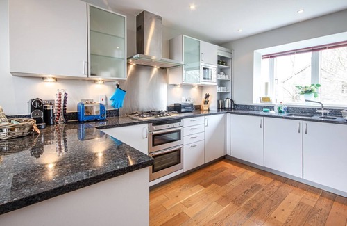 Cirencester House | Clearwater 86, Clouds Keep (P)