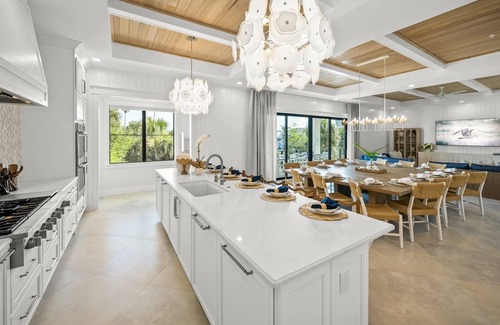 Bay Esplanade House | Clearwater Luxury-Resort Pool/Spa/Slide-Rooftop Bay/Gulf Views-Minutes to Beach