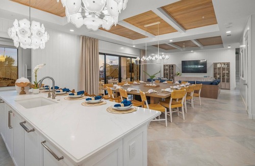 Bay Esplanade House | Clearwater Luxury-Resort Pool/Spa/Slide-Rooftop Bay/Gulf Views-Minutes to Beach