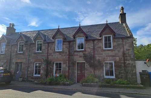 Fortrose House | Clematis Cottage, Fortrose