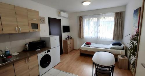 Szazhalombatta Apartment | Clementine Apartman