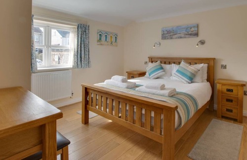 Horton House | Clementine Cottage in the beautiful Swansea