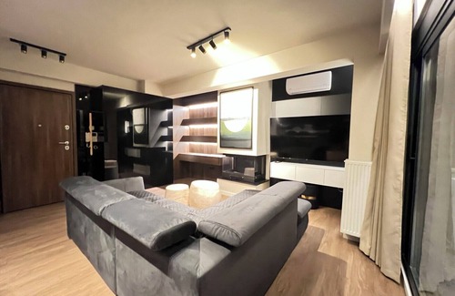 Volos City Centre Apartment | Cleopatra City Center Luxury E2 Maisonette