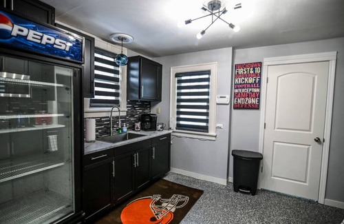 East Cleveland House | Cleveland’s Sports House | Themed | Sleeps 6
