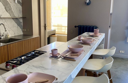 Hotel-de-Ville Apartment | Click! 7th-Fl w Rooftop Terrace Panoramic Old Port Views Walk ALL in Marseille