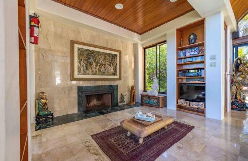 Haiku Villa | Cliff House with Ocean Views in Haiku, Maui jungle