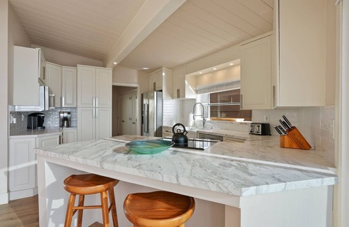 Leucadia House | Cliffside Oceanfront Gem - Stunning Views & Yard