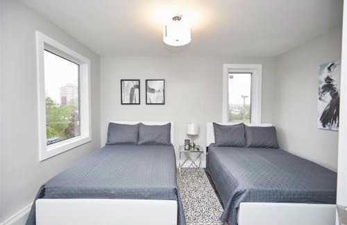 Niagara Falls House | Clifton Superior 201
