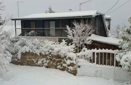 Mount Victoria House | Climbase - Entire guest suite in Mount Victoria, Australia