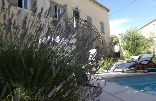 Causses-et-Veyran Bed & Breakfast | Clos du Magnolia