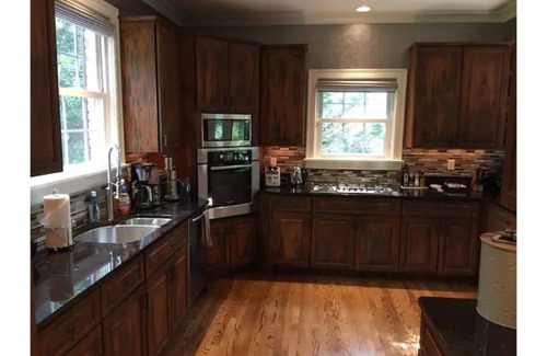 Green Hills House | Close,Private,Pool,Pets,Kids!