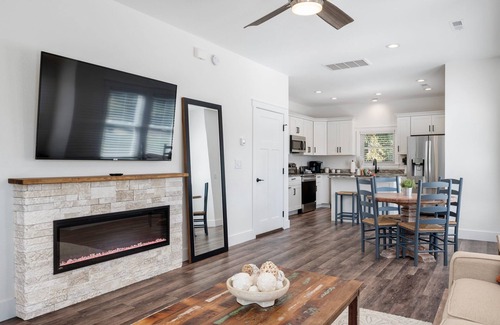 Kill Devil Hills House | Close To Attractions & Beaches! Dog Friendly! T1