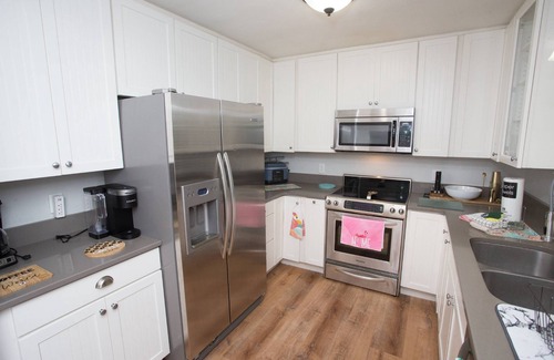 Fort Walton Beach House | Close to Beaches | 10 Min to Downtown Fort Walton Beach | Military Welcomed | Quiet neighborhood