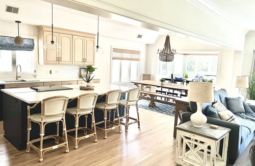 Seabrook Island House | Close to beach & club, beach gear included! 5 bed/4 renovated w/open floor plan