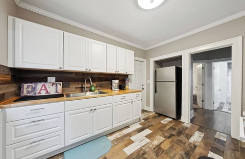 Cleveland Apartment | Close to Coventry, Close to Everything! Perfect for Long or Short Stays