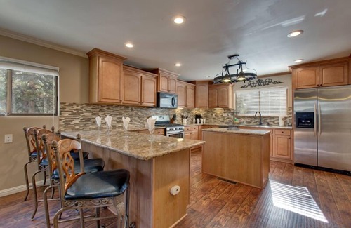 Lower Kingsbury House | Close to down town, BBQ, Hot Tub, 4 bedroom Tahoe home (SL145)