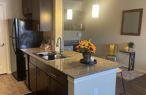 Lazybrook/Timbergrove Apartment | Close to downtown Houston: free gated parking
