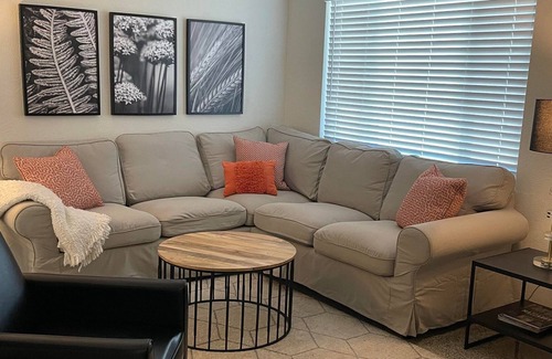 Fossil Park House | Close to Downtown St. Pete