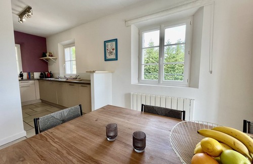 Saint-Saturnin-les-Apt House | Close to the village, private pool, view of the Luberon
