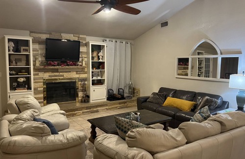 Temple House | Close to Lake Belton, Pool, Games