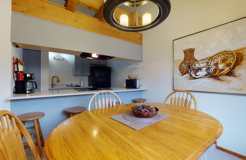 Angel Fire Condo | Close to Lifts | Pet Friendly | In Town | Angel Fire Chalet 30