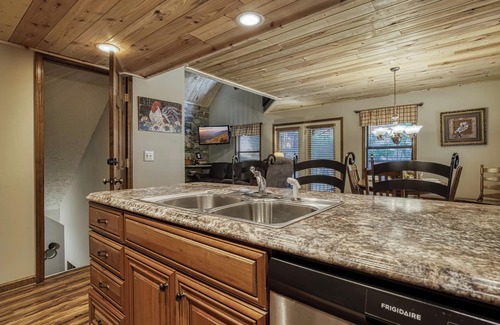 Gatlinburg - Pigeon Forge Ski Chalet | Close to Pigeon Forge outdoor pool access view the pool from the deck sleeps 5