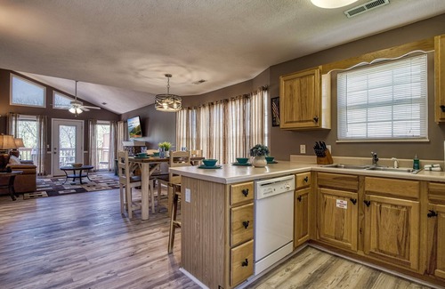 Pigeon Forge Ski Chalet | Close to Pigeon Forge, One story, Motorcycle Friendly, River View