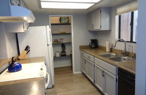 Camelback East Condo | Close to Popular Biltmore Area, Pet Friendly Boutique Community