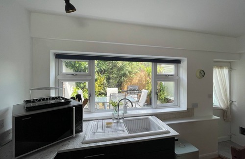 Sompting House | Close to sea and South Downs national park - Sompting