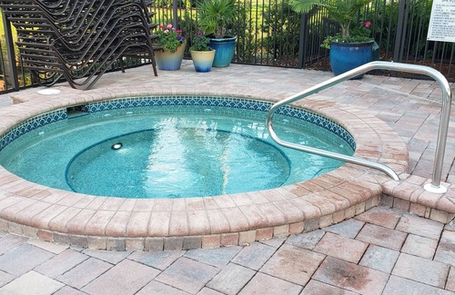 North Naples Condo | Close to the beach, 3 bedrooms and amenities galore!