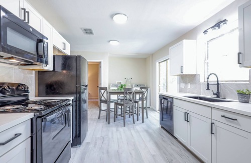 Temple House | Close to the Lake. Just 8 minutes from UMHB!