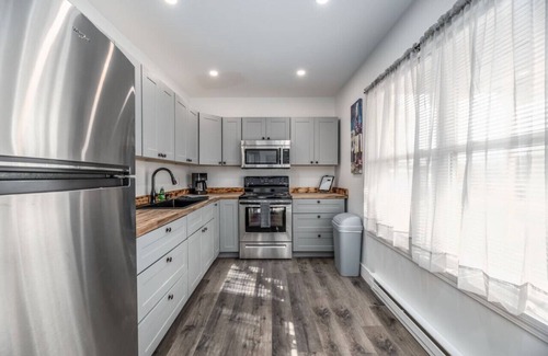 Bangor Apartment | *Closed Listing - Not Bookable*